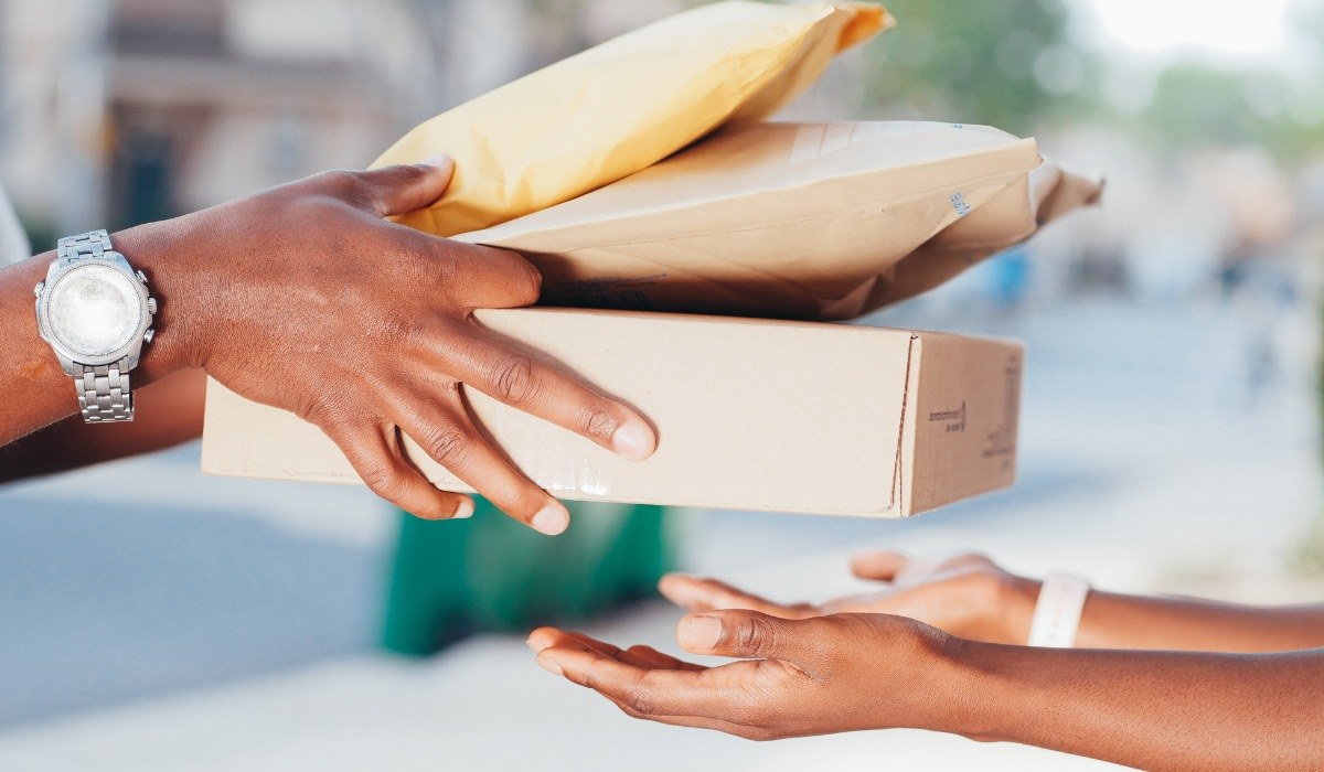 Comprar en Amazon España y enviar a otro país